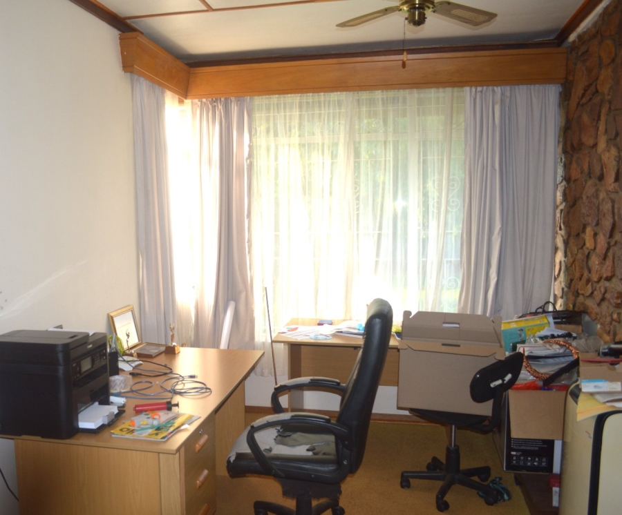 5 Bedroom Property for Sale in Wilkoppies North West